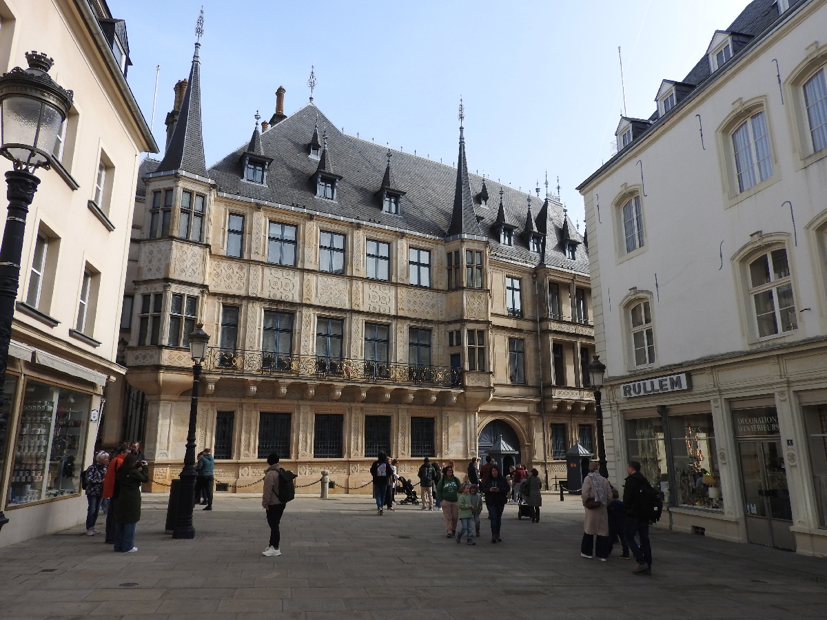 09 Palais Grand Ducal